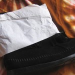 偽物には付いて無かった、フリンジを保護する紙