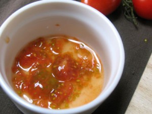 ミニトマト三個分のタネ